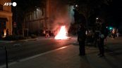 Francia in rivolta, saccheggi e incendi nella notte a Grenoble