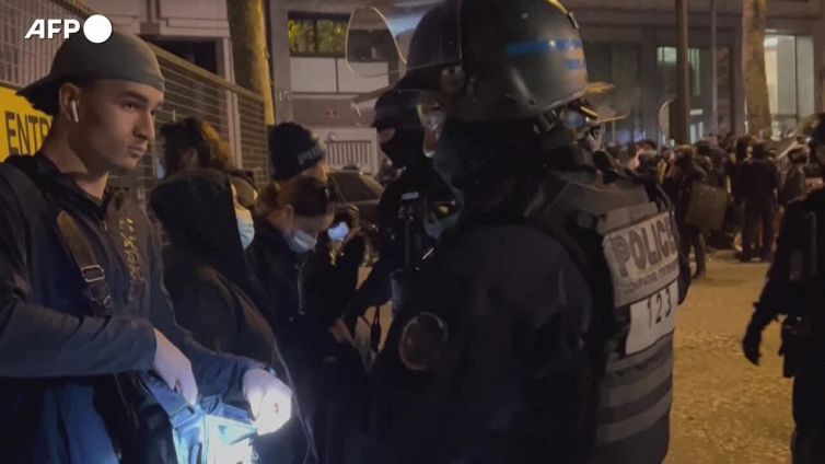 La rivolta in mano ai minorenni,eta' media e' 17 anni