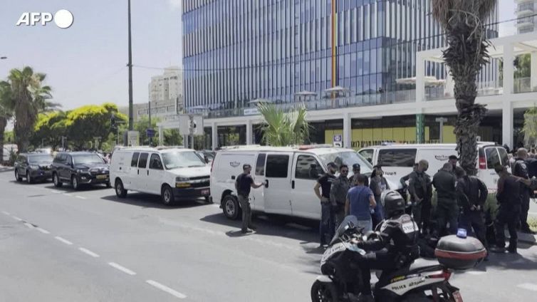 Attentato a Tel Aviv: "Una persona in gravi condizioni"