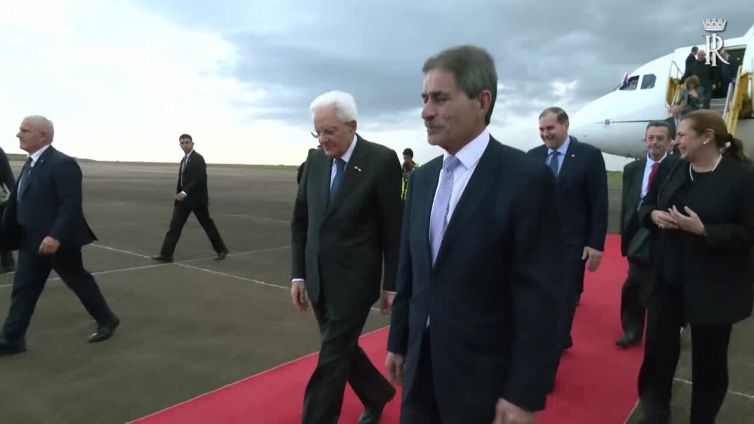 Mattarella alla centrale di Itaipu, poi partenza per Roma