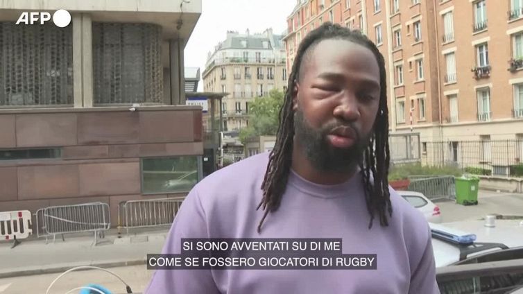 Francia, il fratello di Adama Traore: "Vivo perche' alcuni filmavano"