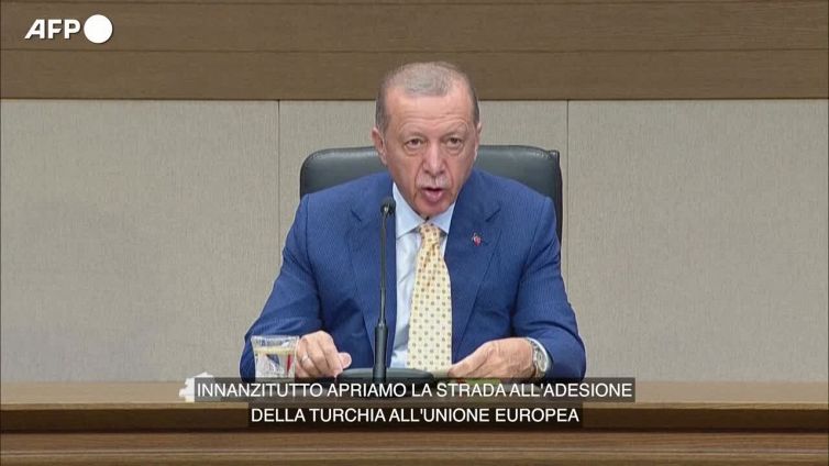 Turchia, Erdogan: "Attendiamo da 50 anni di entrare nell'Ue"