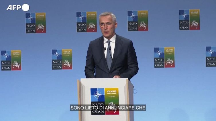 Stoltenberg: "Trovato l'accordo, Svezia presto nella Nato"