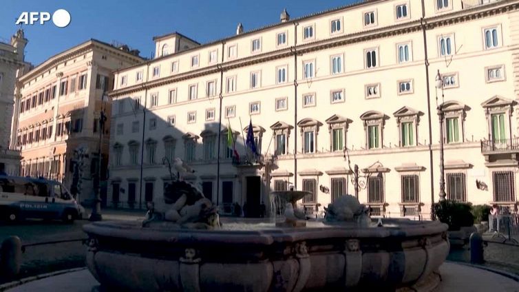 Salario minimo, dialogo in salita tra Meloni e Schlein