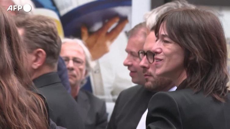 A Parigi i funerali di Jane Birkin, l'addio all'inglese piu' amata