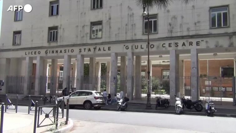 Emendamento equipara prof statali e paritarie, polemica