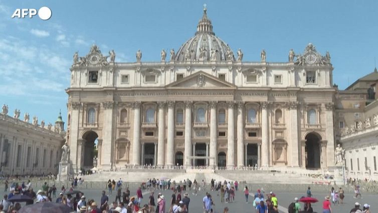 Papa: "Distruggere il grano e' una grave offesa a Dio"