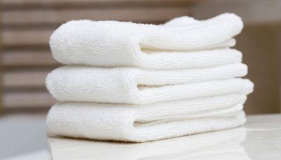 Asciugamani sempre morbidi con un trucco: così non li butti più