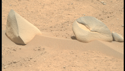 Misteriose "chele di granchio" su Marte: immagini da brivido