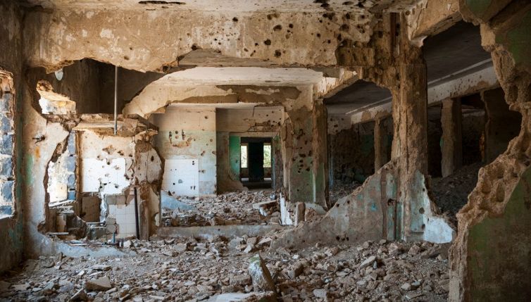 Terremoti e guerra: le profezie di Nostradamus per il 2024