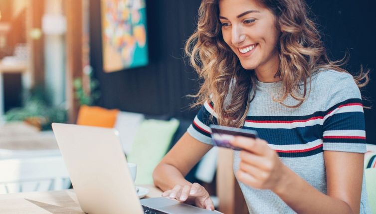 I trucchi per comprare online in sicurezza e risparmiare