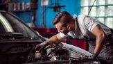 Quando si fa la revisione dell'auto: il trucco per scoprirlo