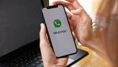 Come capire se ti spiano su WhatsApp: c’è un trucco