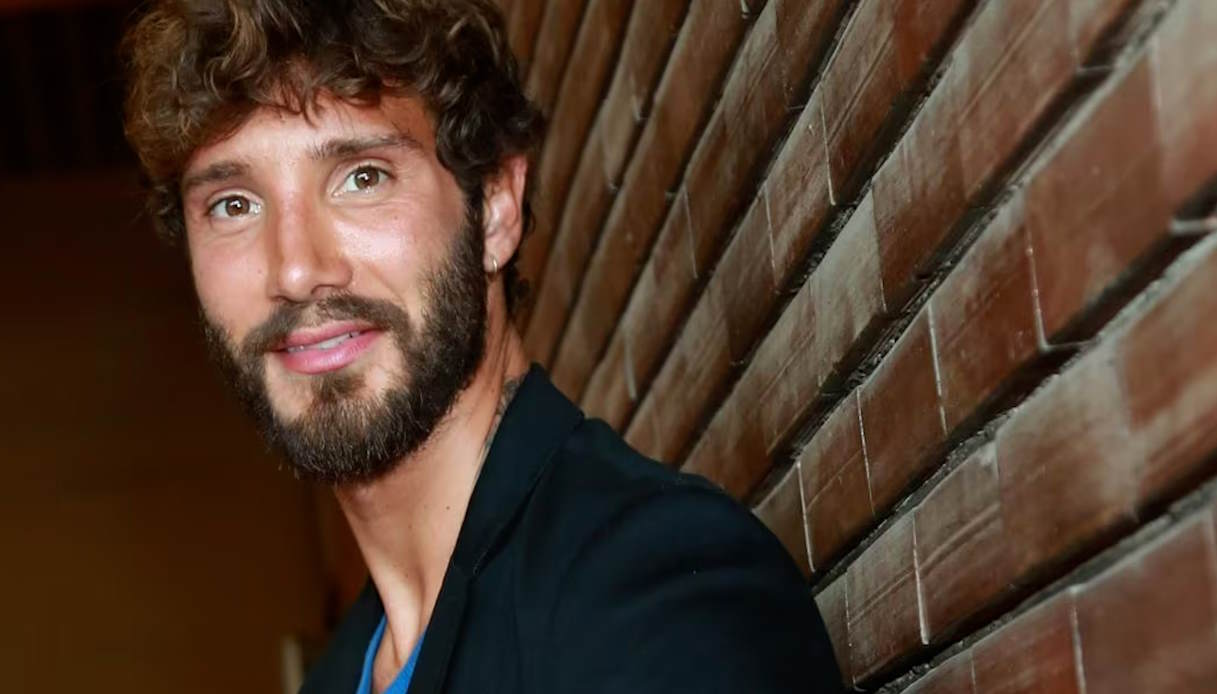 Stefano De Martino: scopriamo la sua raffinata casa a Milano