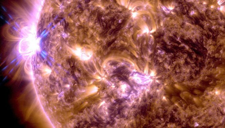 Tsunami solare in viaggio verso la Terra: cosa rischiamo adesso