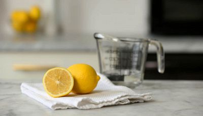 Mettete un limone nel forno, il risultato vi sorprenderà!