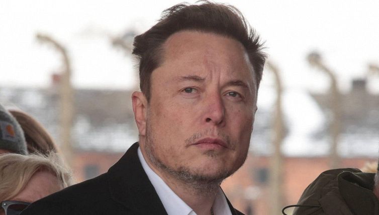 “Muove il mouse con Neuralink”: Elon Musk sul primo uomo con il chip nel cervello