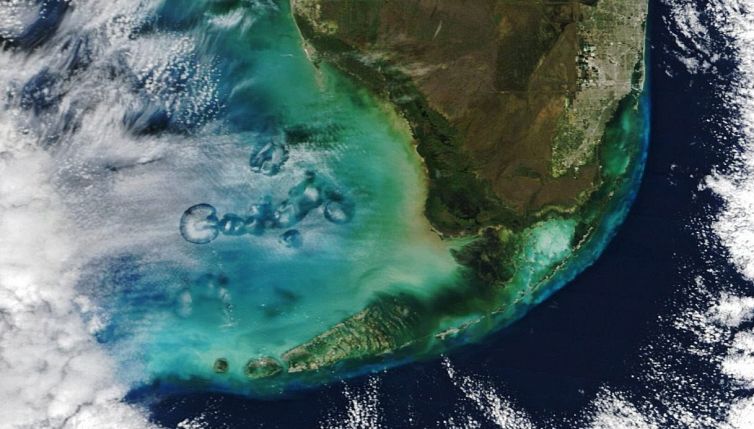 Apparsi inquietanti cerchi nel cielo, la NASA svela la verità: cosa sono davvero