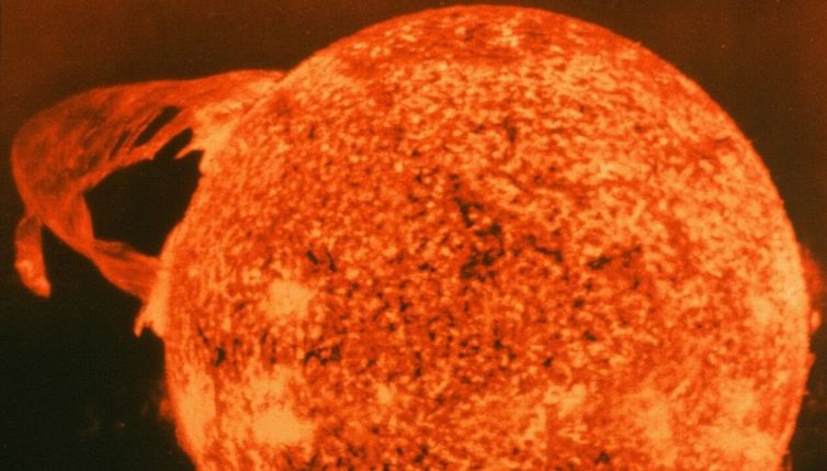Impatto imprevisto, si è aperta una crepa sulla Terra a causa dell’ultima tempesta solare