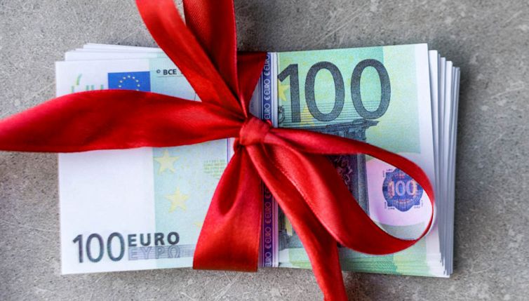 Donazione di soldi tra parenti, come fare