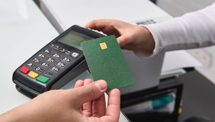 Cosa devi fare se non ti fanno pagare con il Pos: scatta la multa