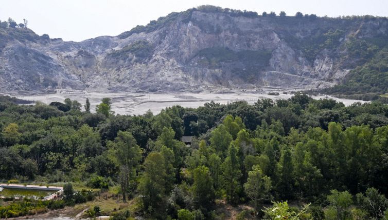 Campi Flegrei verso il disastro: possiamo fidarci degli esperti?