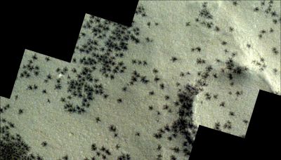 Esplosioni "ragno" su Marte sopra la città Inca: le immagini incredibili