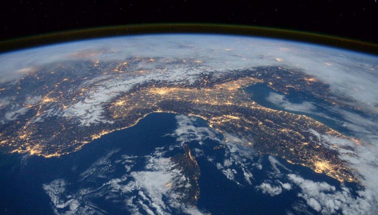 La Stazione Spaziale visibile in cielo dall’Italia: quando passa