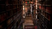 Allarme libri velenosi ritirati dalle biblioteche: cosa si rischia