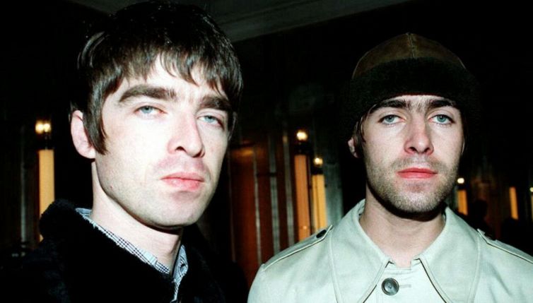 Reunion degli Oasis imminente tra Manchester e Wembley: gli indiz