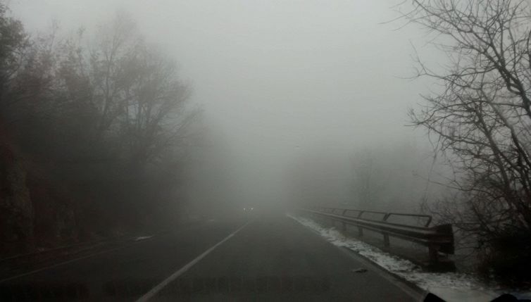 Allerta nebbia sull’Italia: come guidare in sicurezza e orientarsi
