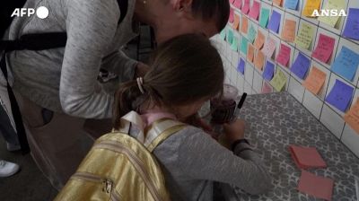 La Subway Therapy in metropolitana per stare bene con i post-it