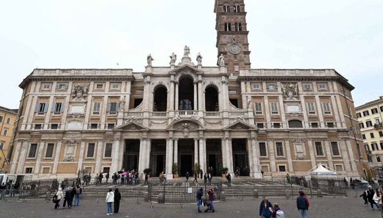 Papa Francesco e gli altri pontefici sepolti fuori da San Pietro