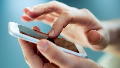 Siamo spiati dalla tecnologia e ci fa male al cervello