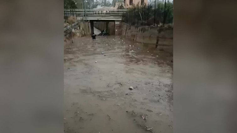 Maltempo nel Palermitano, donna salvata in un sottopasso allagato