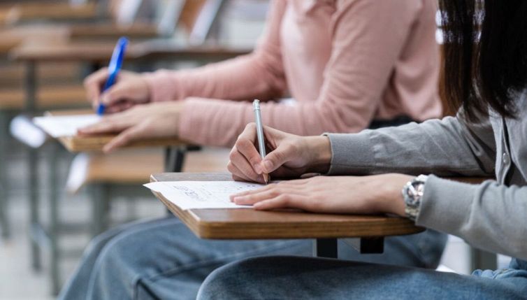 Rimaturità al liceo Galileo: ex studenti rifanno l’esame