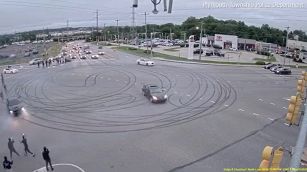 Follie in strada: gare di testacoda in città