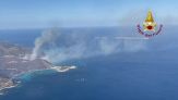 Incendio a Villasimius, le immagini da brivido