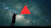 Il triangolo estivo che illumina il cielo