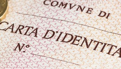 Addio alla carta d’identità cartacea