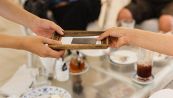 La mancia al ristorante diventa obbligatoria in Italia? Le ipotesi