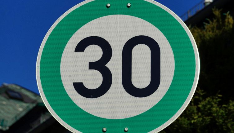 Cosa sono i nuovi cartelli stradali verdi e dove si useranno