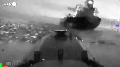 L'impressionante attacco dei droni ucraini alla petroliera russa