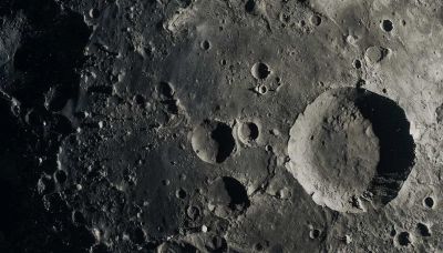 La Luna sta rubando l'atmosfera della Terra cosa succede