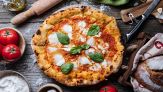 Pizza fatta in casa: ecco l’errore che rende l’impasto indigesto