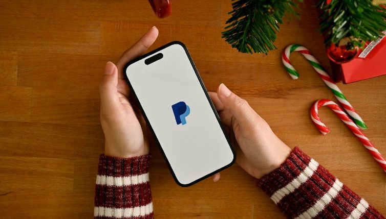 Come funziona la nuova truffa che coinvolge PayPal