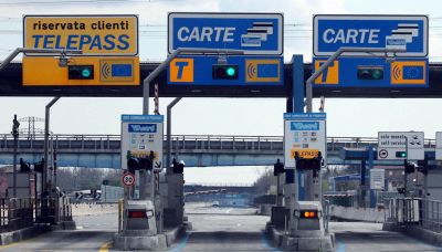 Mancato pagamento pedaggio: la truffa segnalata da Autostrade