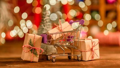 Attenzione alle truffe di Natale, super sconti per rubare soldi