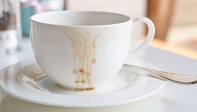 Macchie sulla ceramica: tutti i trucchi per mandarle via