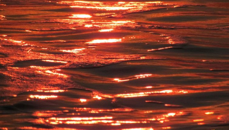 Oceani mai così caldi: nel 2025 nuovo record globale di calore